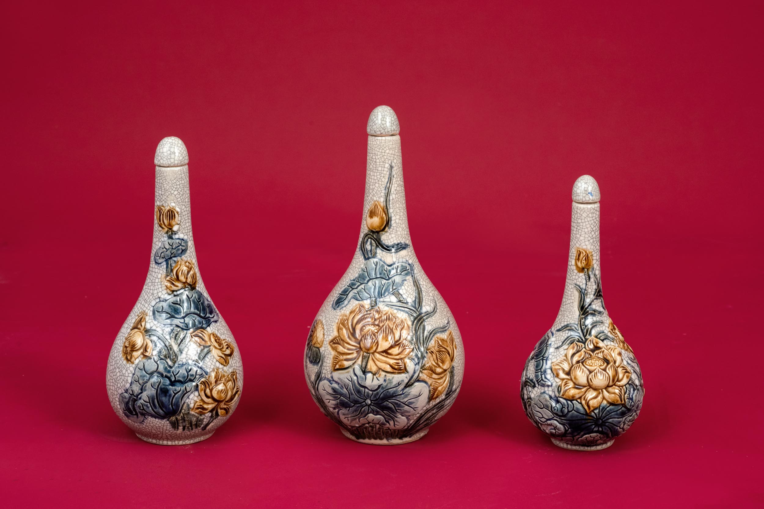 Nậm Rượu Sen Men Rạn Đắp Nổi Bát Tràng - Gốm Sứ Phúc Lộc Viên Minh