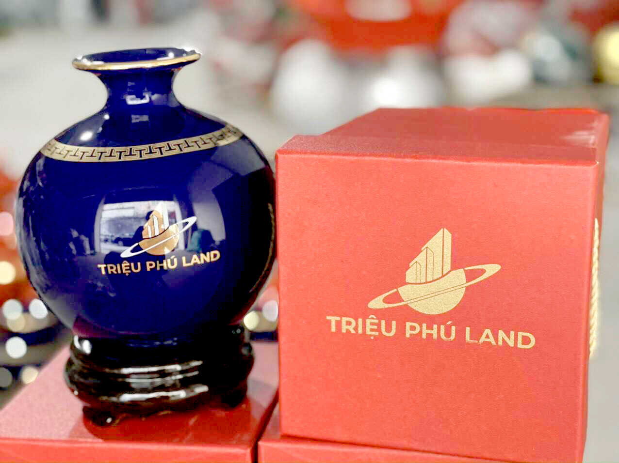 Ý Nghĩa Phong Thủy Của Bình Hút Lộc - Gốm Sứ Bát Tràng Cao Cấp