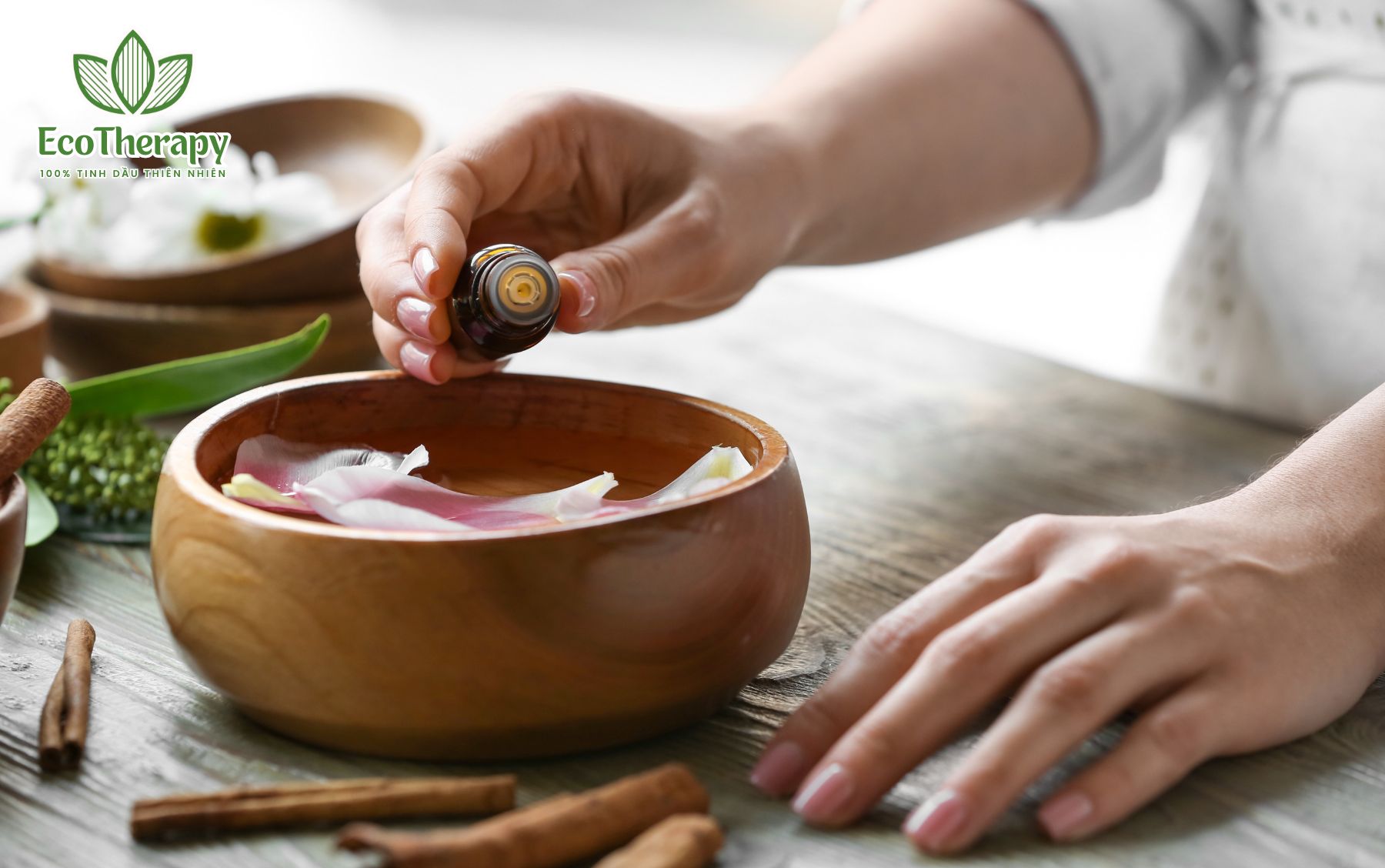 Sử dụng tinh dầu khi mang thai: Những điều mẹ bầu cần biết