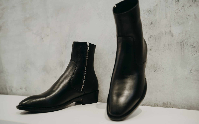 Zip boots