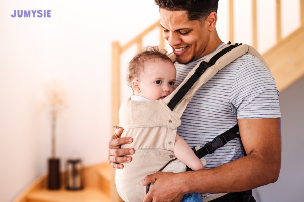 Sử dụng địu cho bé là một cách chăm sóc hiện đại