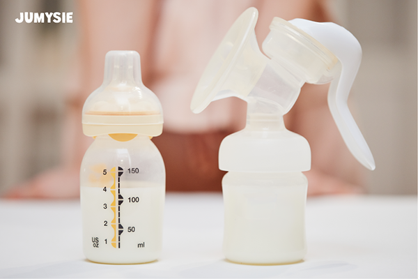 Máy hút sữa hỗ trợ mẹ trong hành trình chăm sóc con trẻ