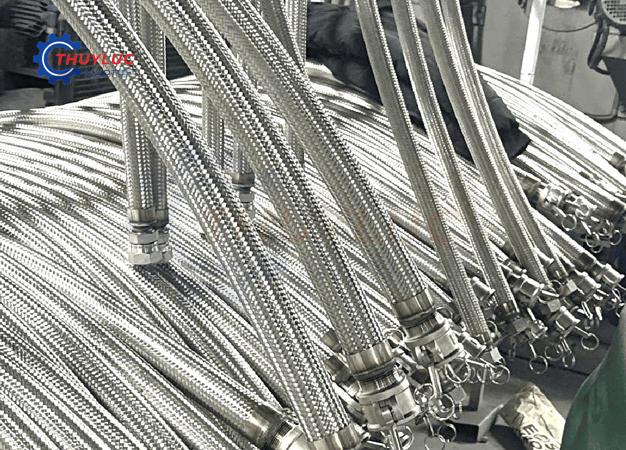 Ống mềm inox 304 bọc lưới inox, gia công đầu camlock, ứng dụng dẫn lưu chất công nghiệp