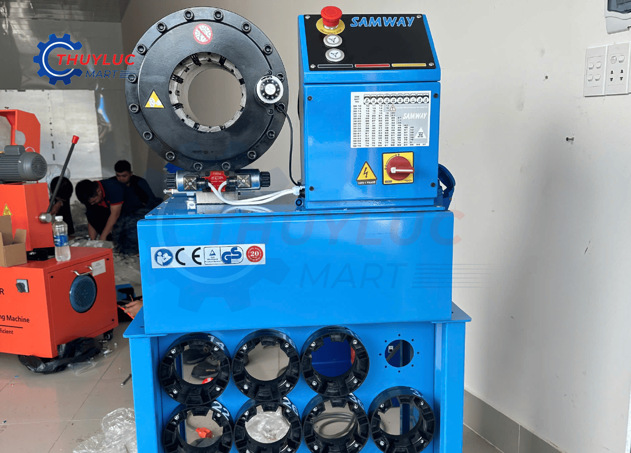 máy bấm ống samway P32