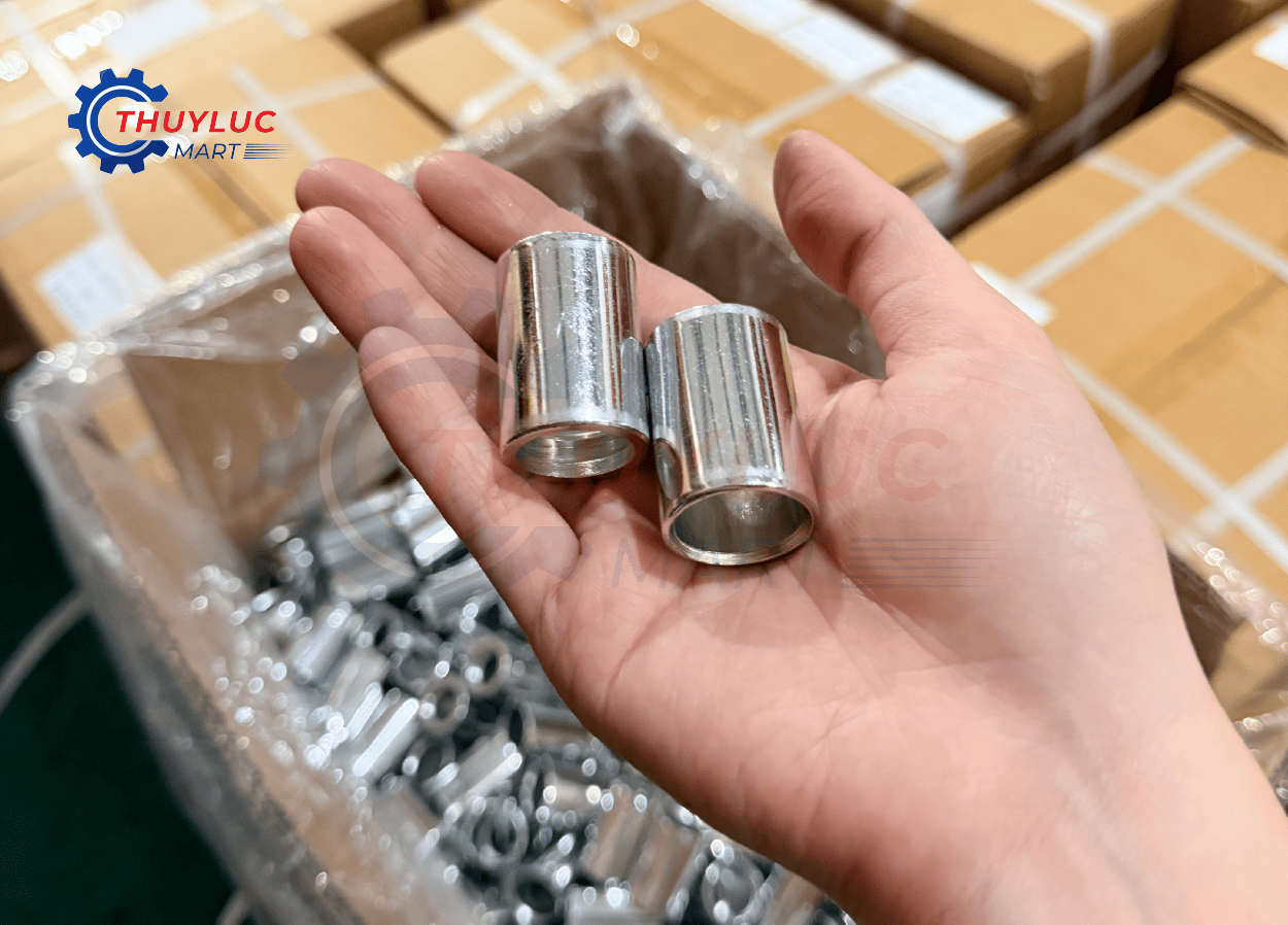 vỏ áo ống teflon sẵn kho Thủy Lực Mart phục vụ gia công ống thủy lực đặc biệt