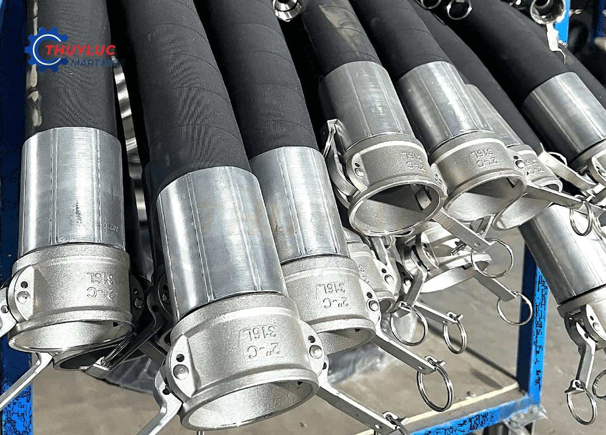 Dịch vụ bấm đầu camlock cho ống dẫn nước tại TPHCM