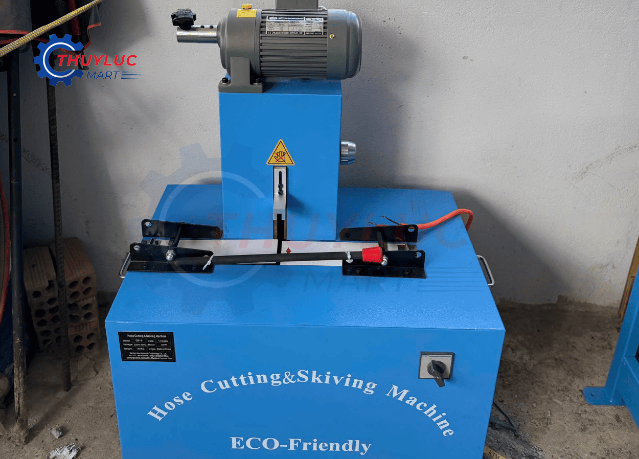 Máy cắt và gọt vỏ ống thủy lực Hose Cutting Skiving Machine trong hệ thống bấm ống