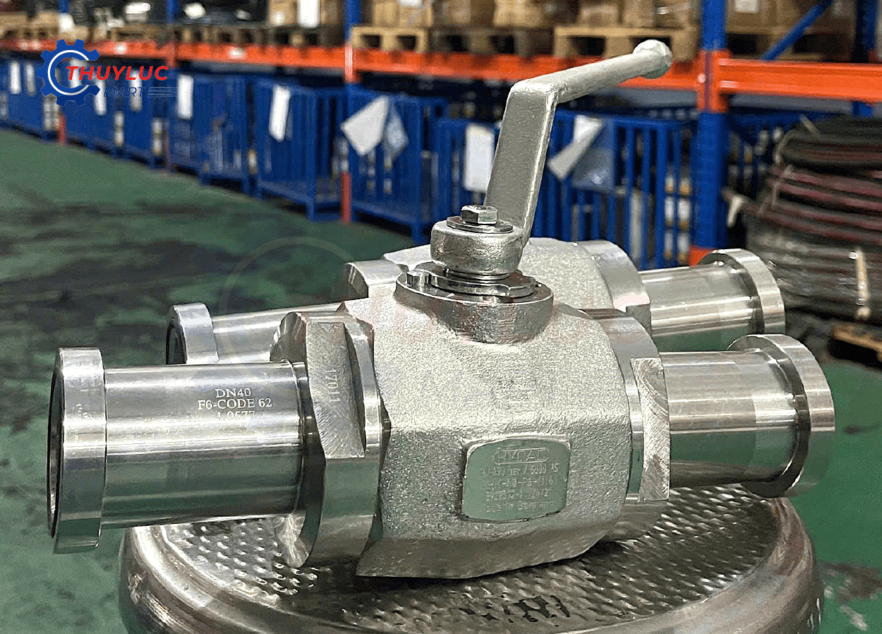globe valve thủy lực