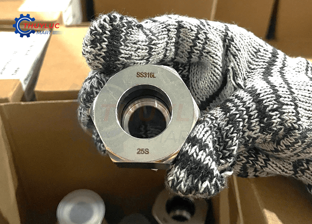 đầu nối thủy lực inox trung quốc