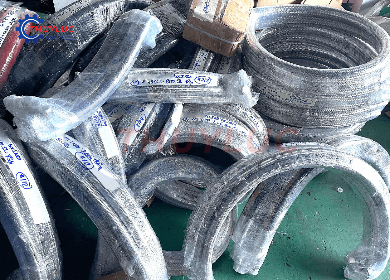 bọc lưới inox ống mềm