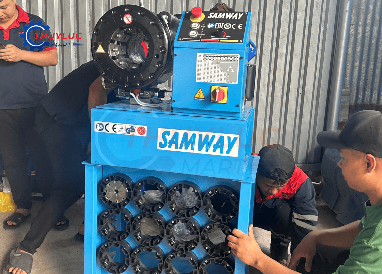 Lắp ráp máy bấm ống Samway P32 cho khách hàng tại Bình Phước