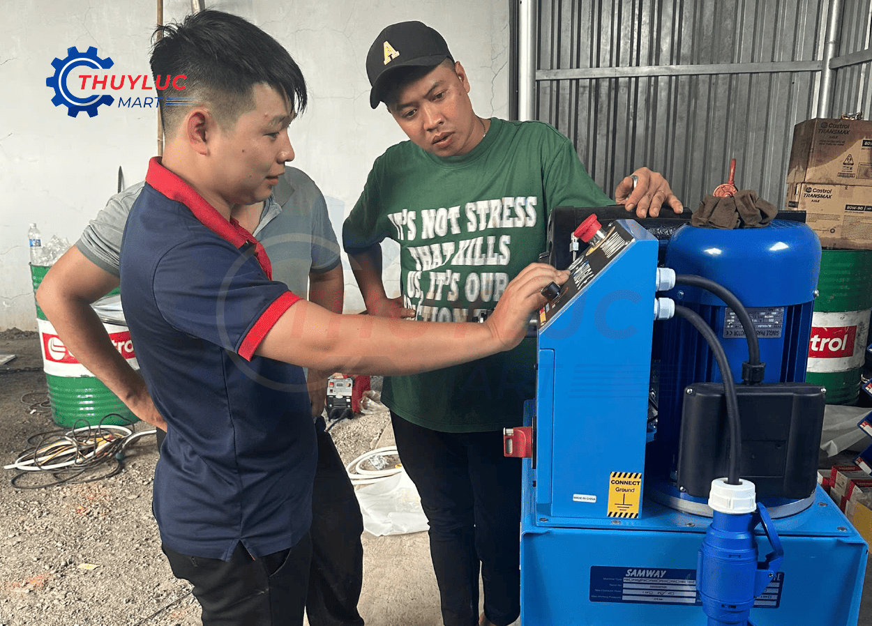Hướng dẫn vận hành máy bấm ống thủy lực cho khách hàng tại xưởng Bình Phước