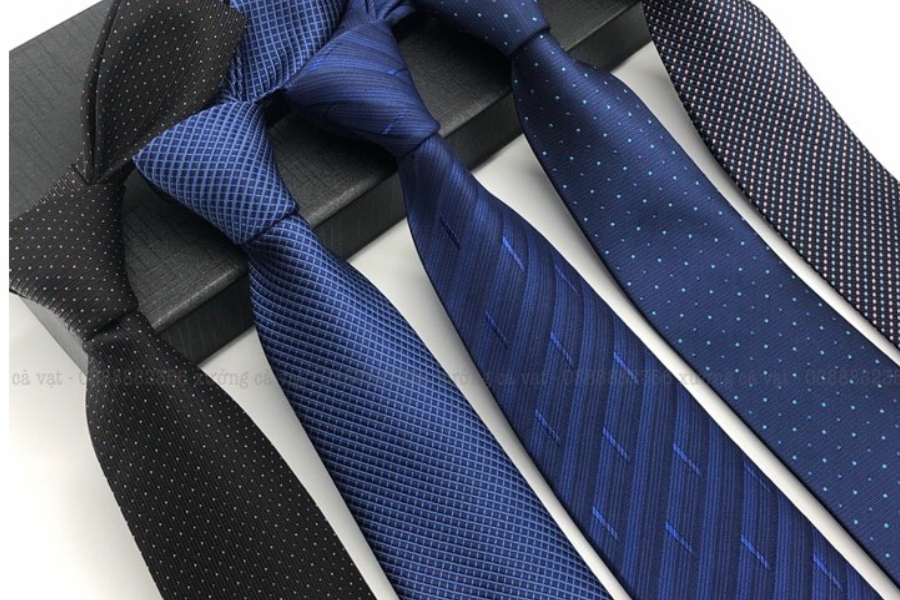 cà vạt sang trọng