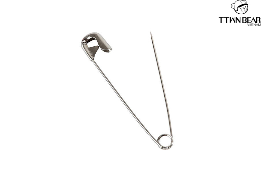 không để các vật sắc nhọn bên trong túi