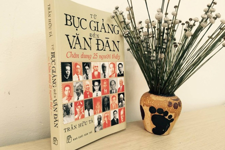 tặng sách ngày 20 tháng 11