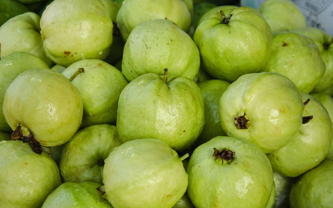 Ổi Có Tác Dụng Gì? 8 Lợi Ích Tuyệt Vời Cho Sức Khỏe Mà Bạn Cần Biết