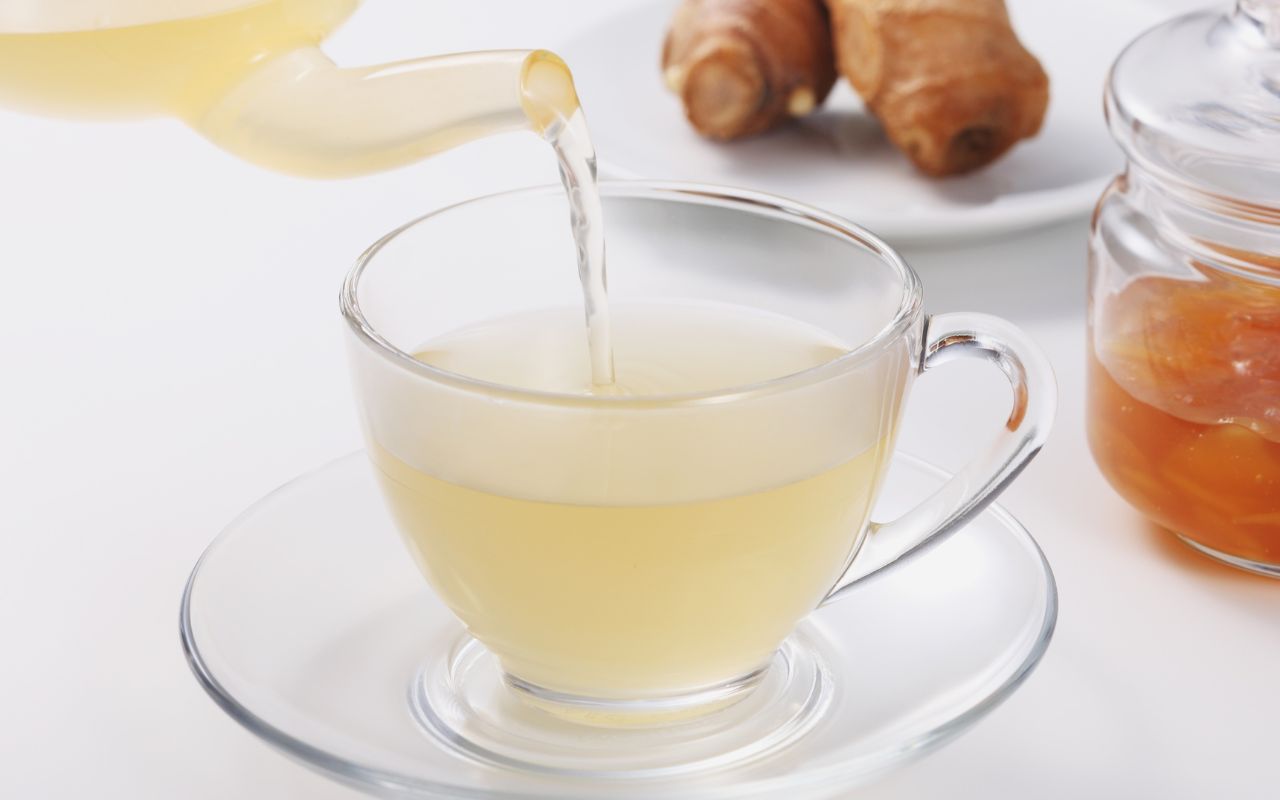 Trà gừng hỗ trợ giải rượu: Cách pha chuẩn