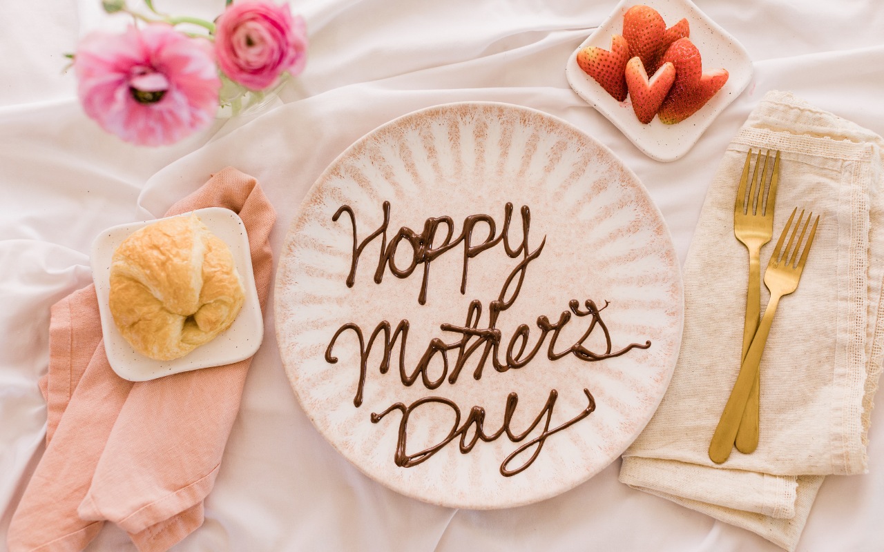Ngày Của Mẹ – Ý Nghĩa Và Lịch Tổ Chức 2025