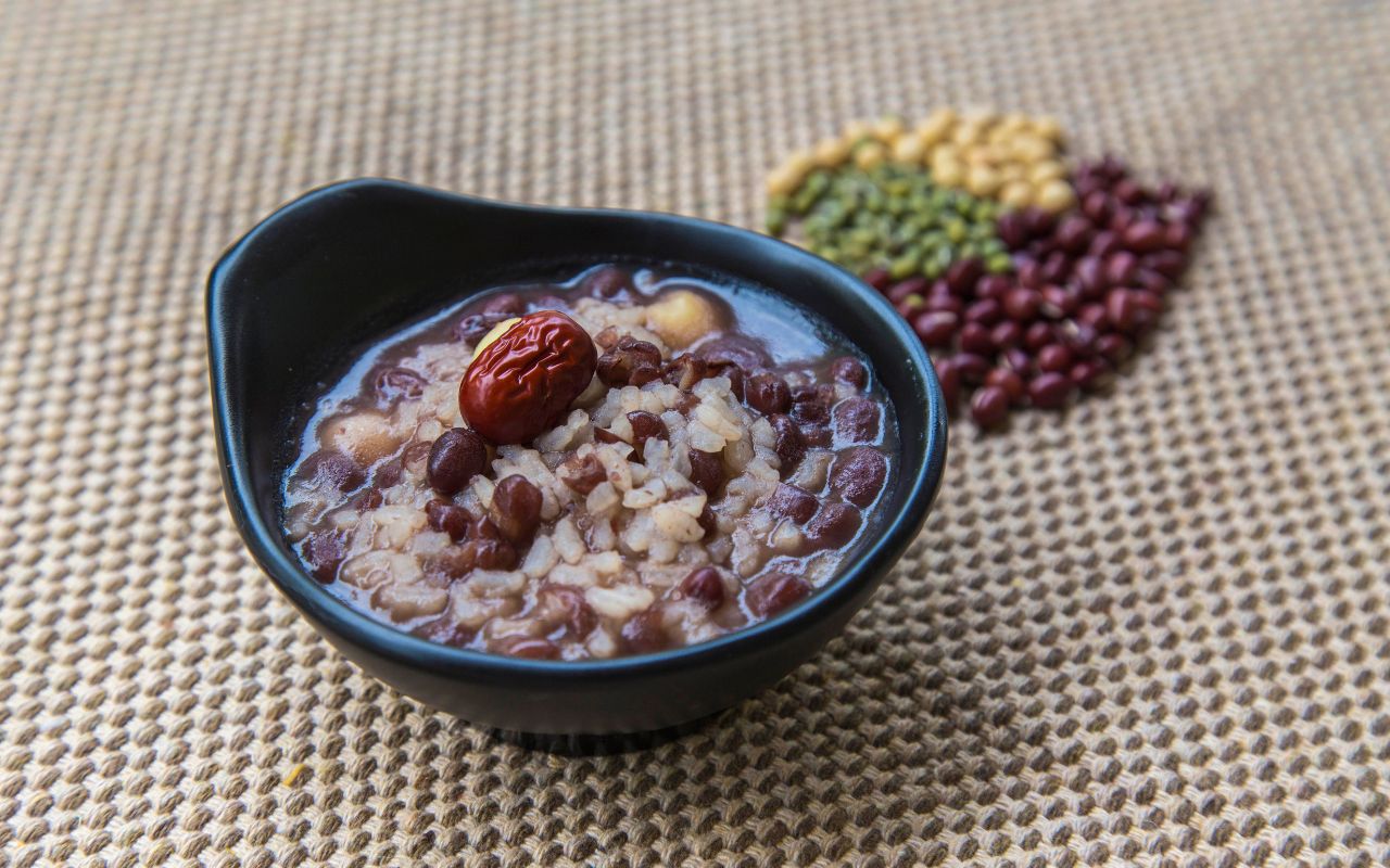 Làm Bột Ngũ Cốc Cho Bé Ăn Dặm