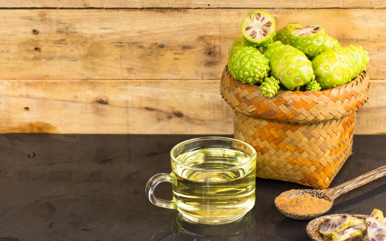 Noni fruit – lợi ích của quả nhàu trong y học