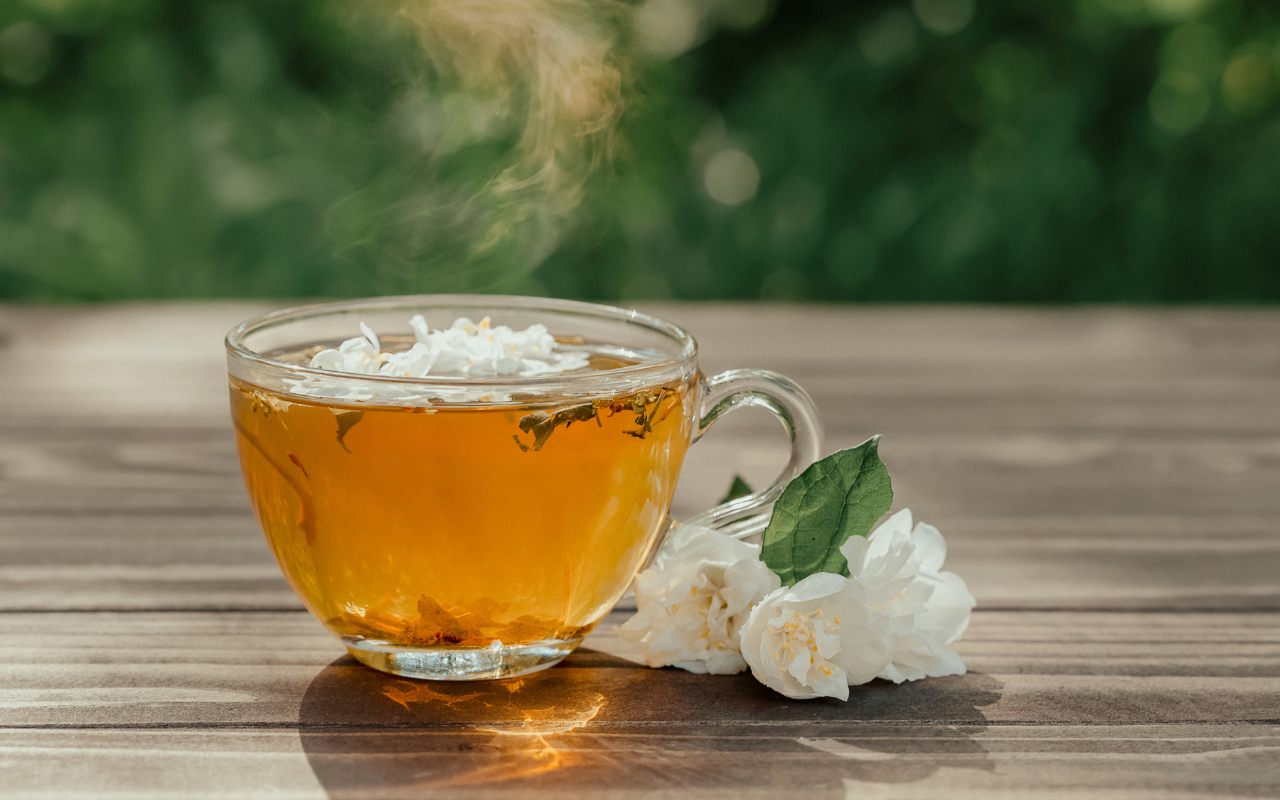 Trà Mát Gan Lợi Tiểu Giúp Cải Thiện Sức Khỏe Thận Như Thế Nào