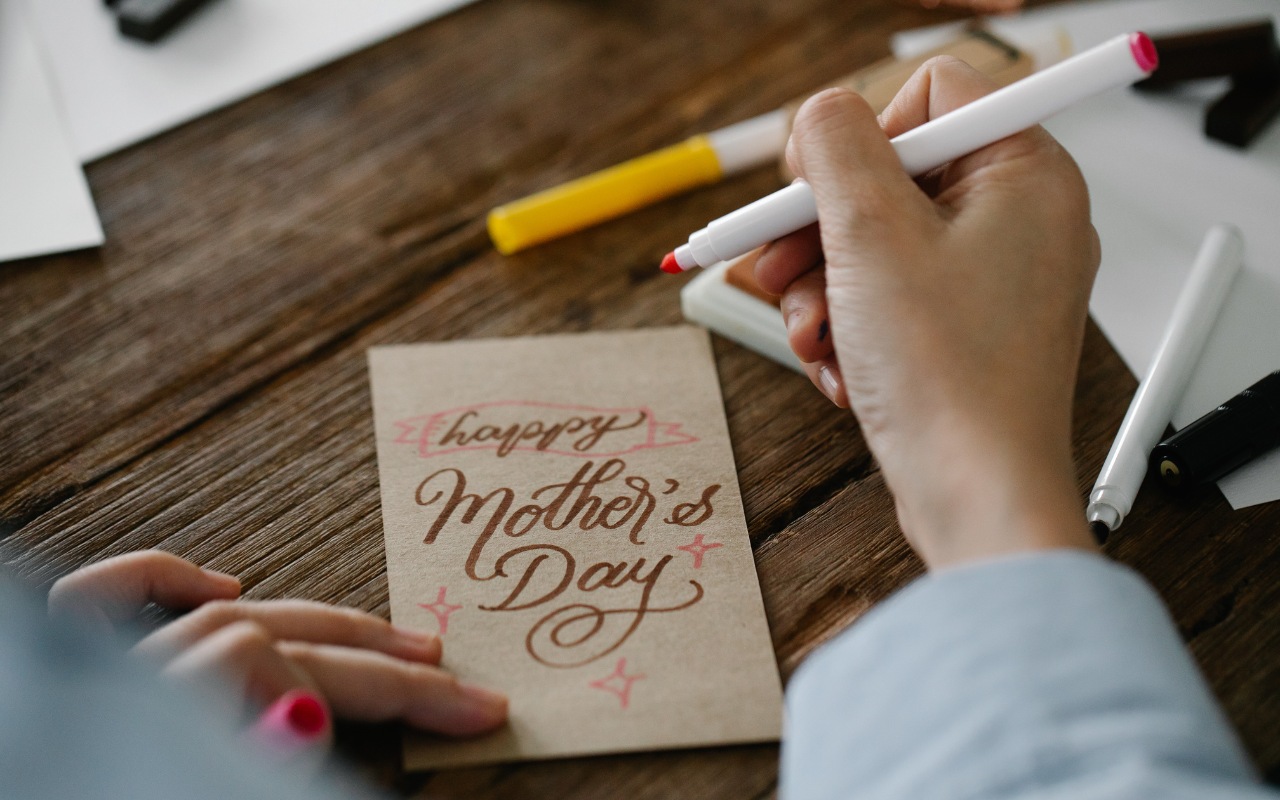 Lời Chúc Ngày Của Mẹ – Gửi Tình Yêu Ý Nghĩa