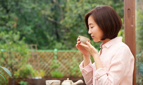 Trà Hồng Sâm Uống Có Tác Dụng Gì? Lợi Ích Tuyệt Vời Cho Sức Khỏe