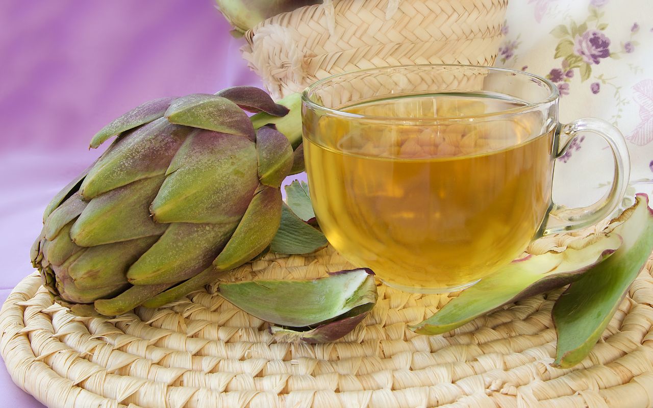 Trà Thảo Mộc Giảm Mỡ Máu: Giải Pháp Tự Nhiên Cho Sức Khỏe Tim Mạch