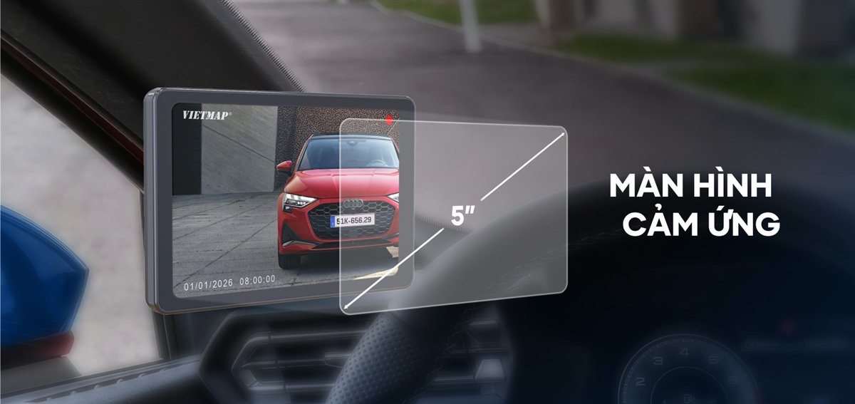 Màn hình cảm ứng 5 inch của Vietmap SC620 đặt trên táp lô, hiện hình camera hai bên hông xe