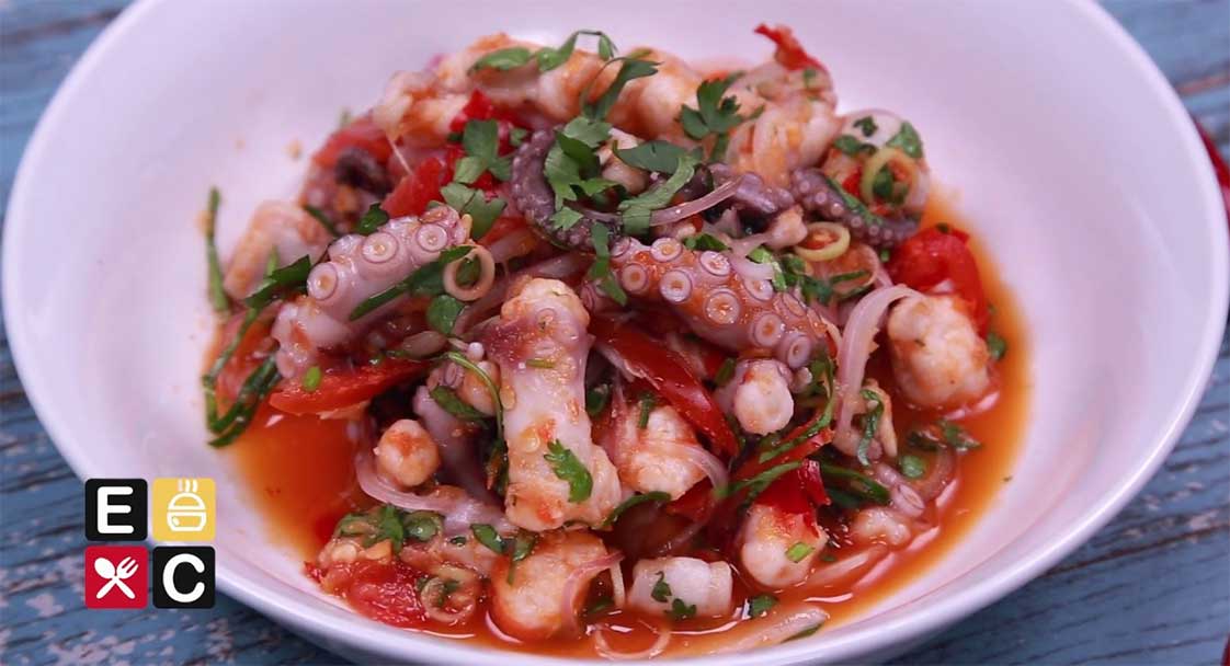 gỏi bạch tuộc kiểu Thái