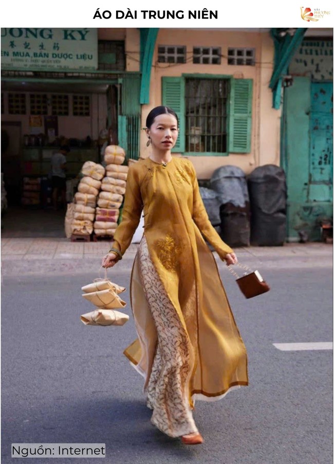 Áo dài trung niên