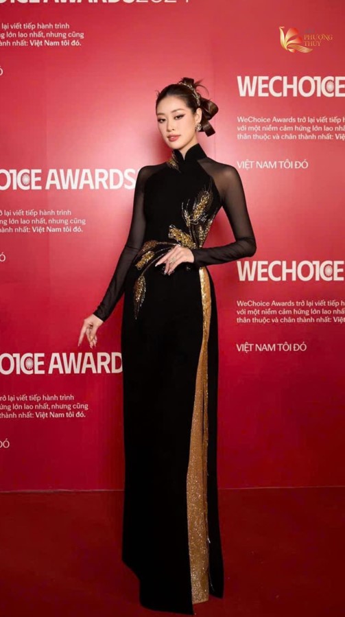 Áo dài vải nhung phối lưới