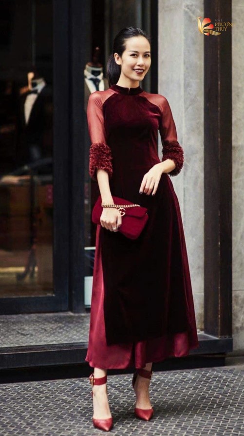 Áo dài cách tân vải nhung đỏ
