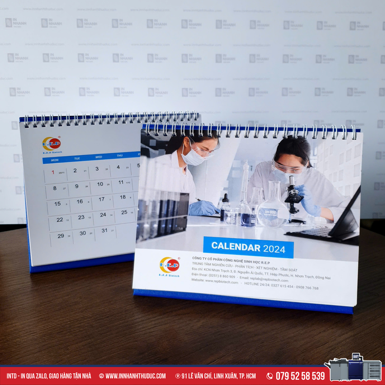 Lịch để bàn chữ A