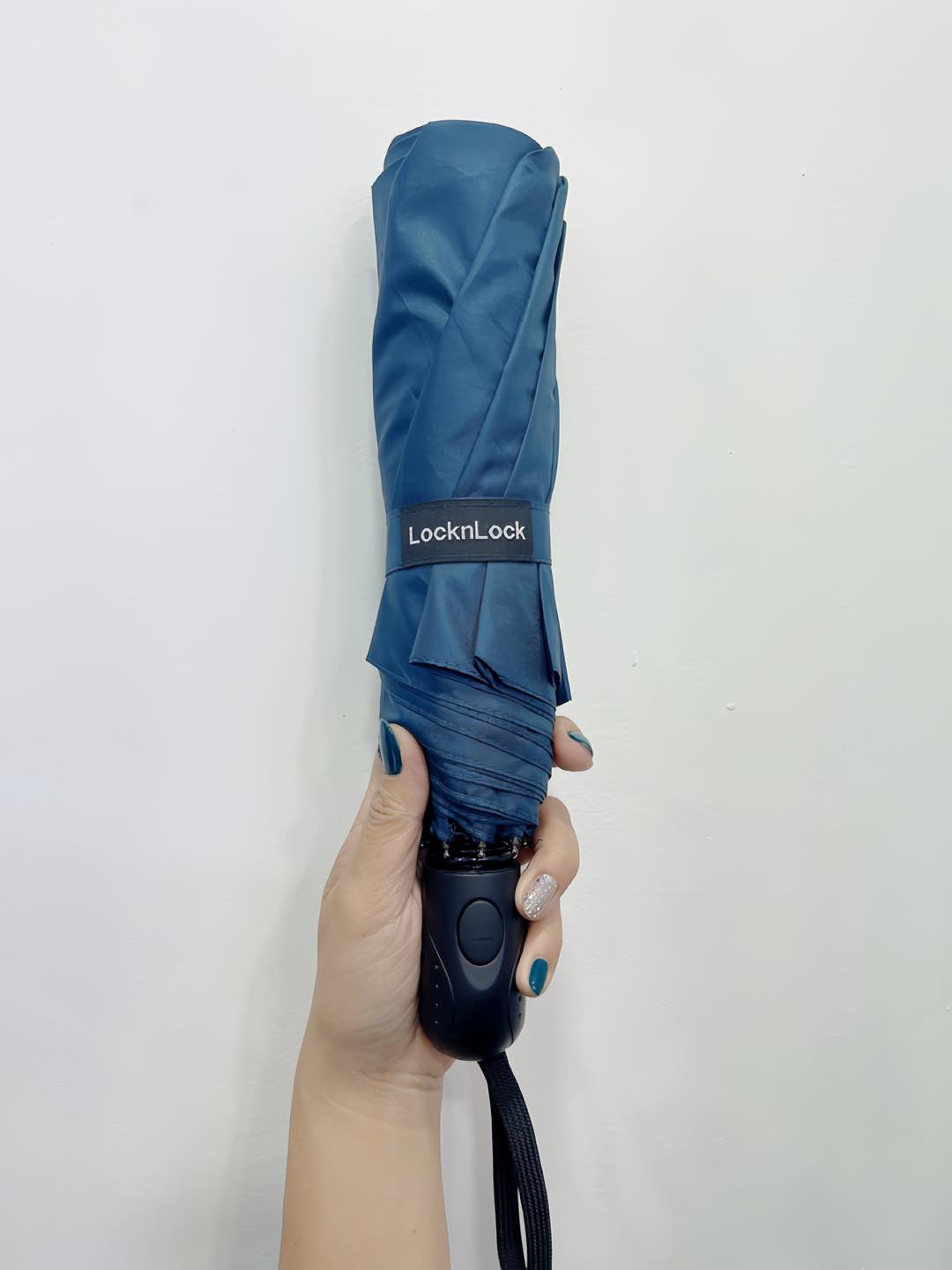 ETM005NVY - Dù cầm tay Lock&Lock gấp 3, mở tự động - Màu xanh navy