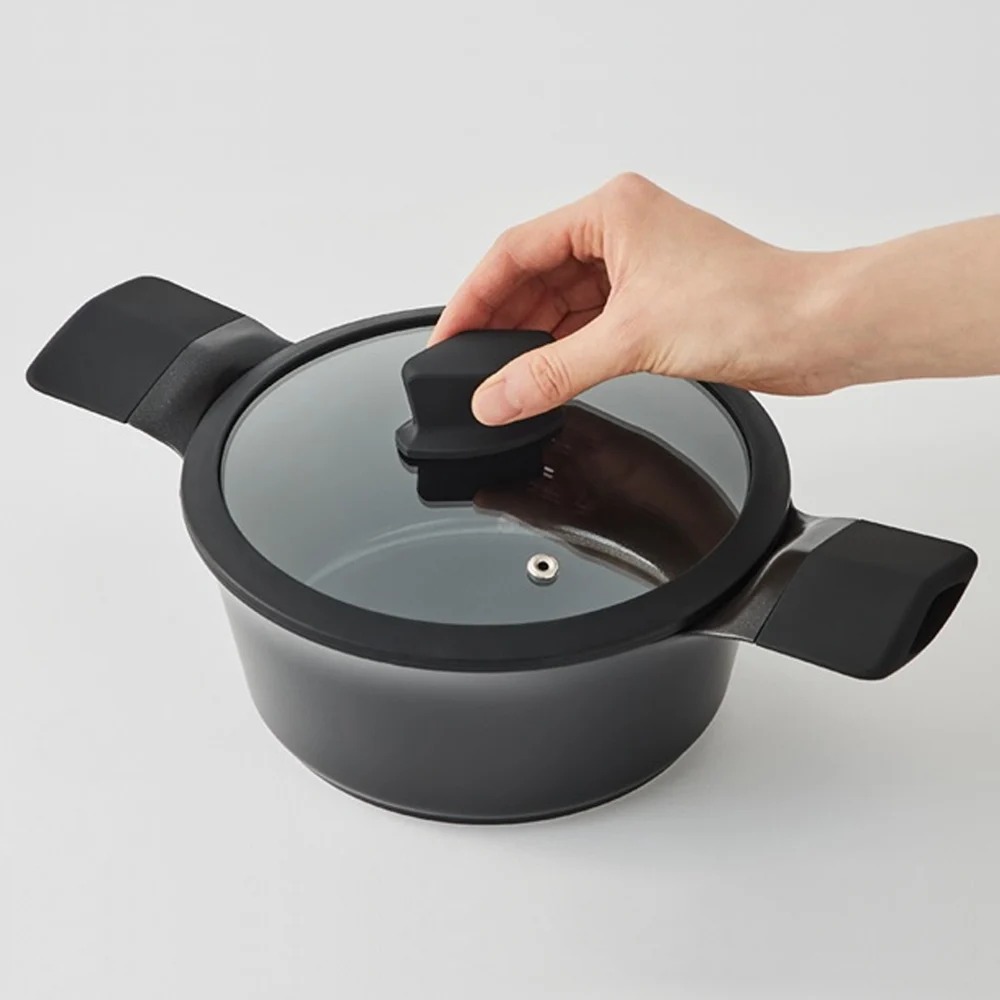 CAC2011 - Nồi EDGE Lock&Lock 20cm ( Có thể sử dụng bếp từ ) - màu đen