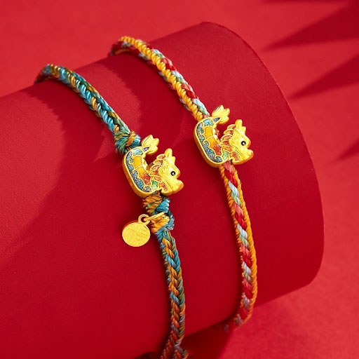 Charm hình con rồng phong thủy