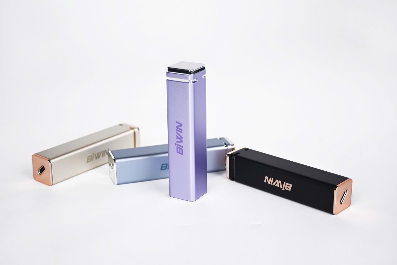 đánh giá ổ cứng di động biwin pd2000 ssd