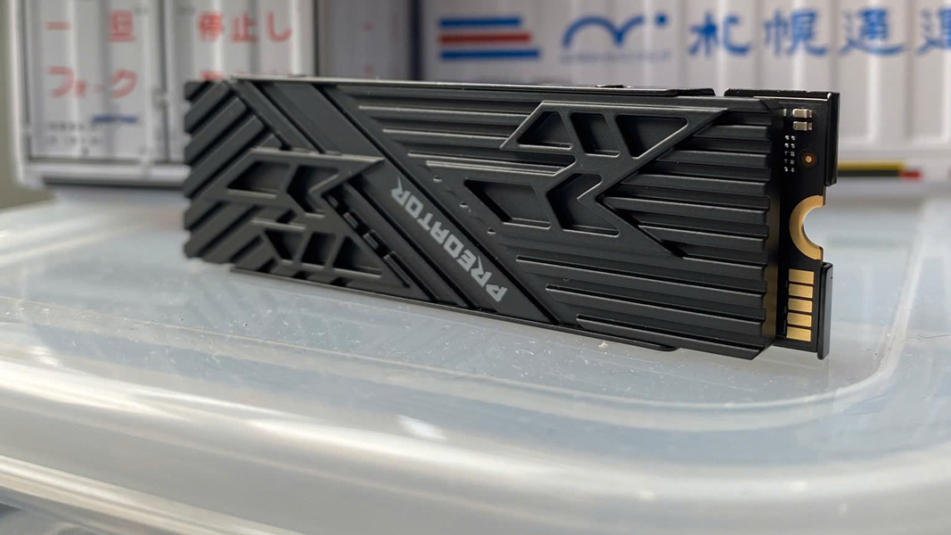 ổ cứng ssd predator gm7000 pcie gen 4 vỏ heatsink