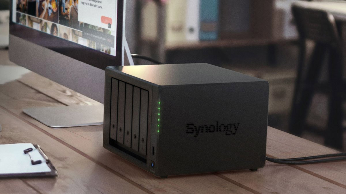 thiết bị lưu trữ nas synology ds1520+