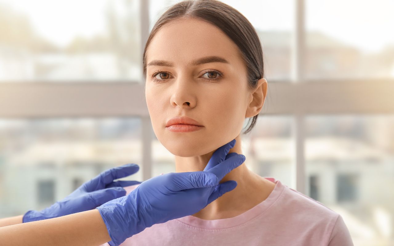 Bệnh Tuyến Giáp ở Nam Giới: Những Dấu Hiệu Thường Bị Bỏ Qua