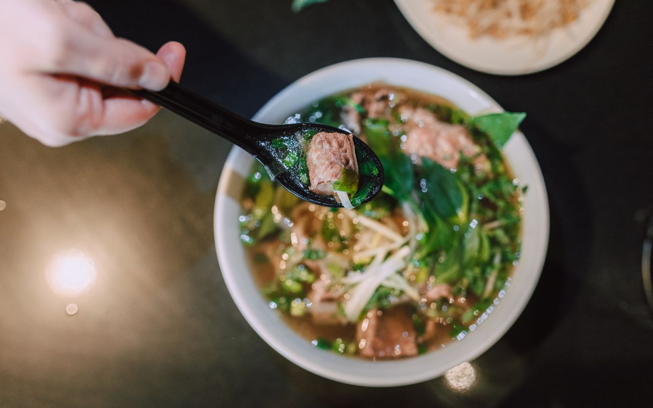 Phở Chay Dễ Làm: Hướng Dẫn Chi Tiết Cách Nấu Phở Chay Ngon Tại Nhà