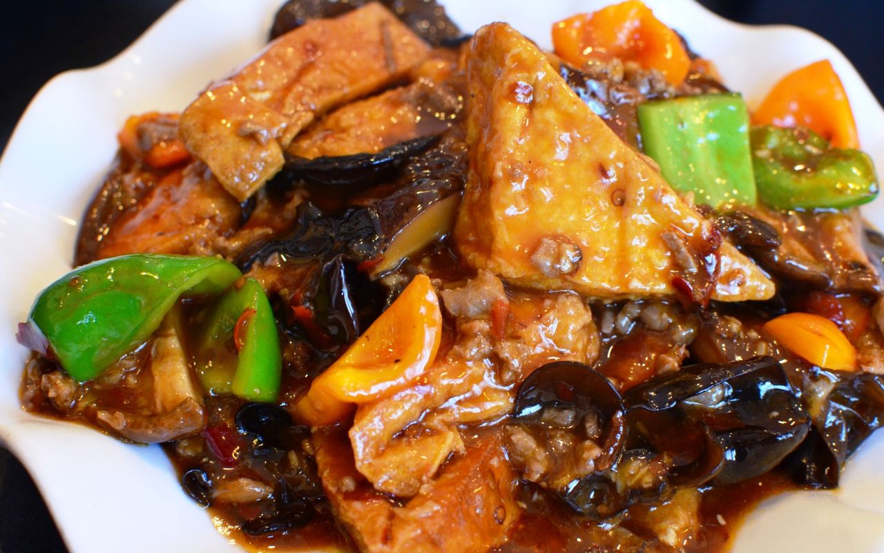 Cơm Chay Ngày Rằm: Gợi Ý Thực Đơn Thanh Tịnh, Ấm Cúng Cho Gia Đình