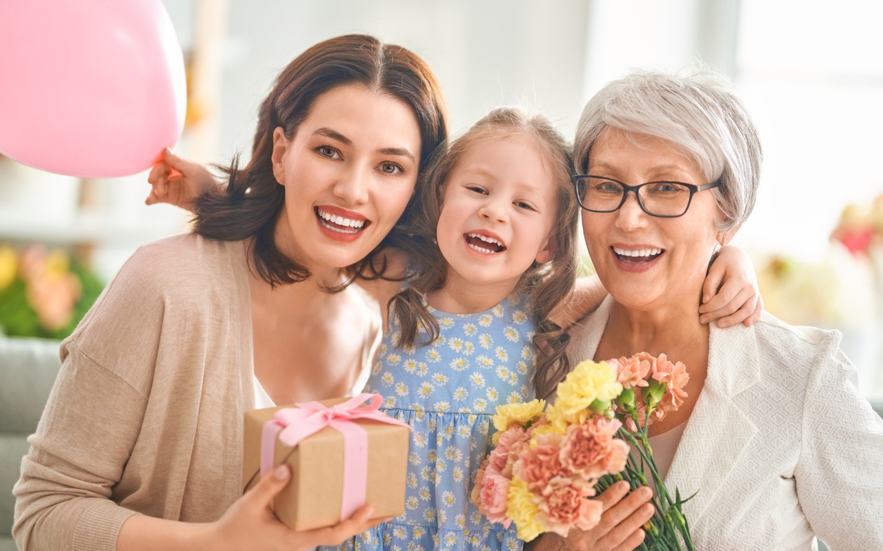 Ngày Của Mẹ Là Ngày Gì? Thông Tin Chi Tiết