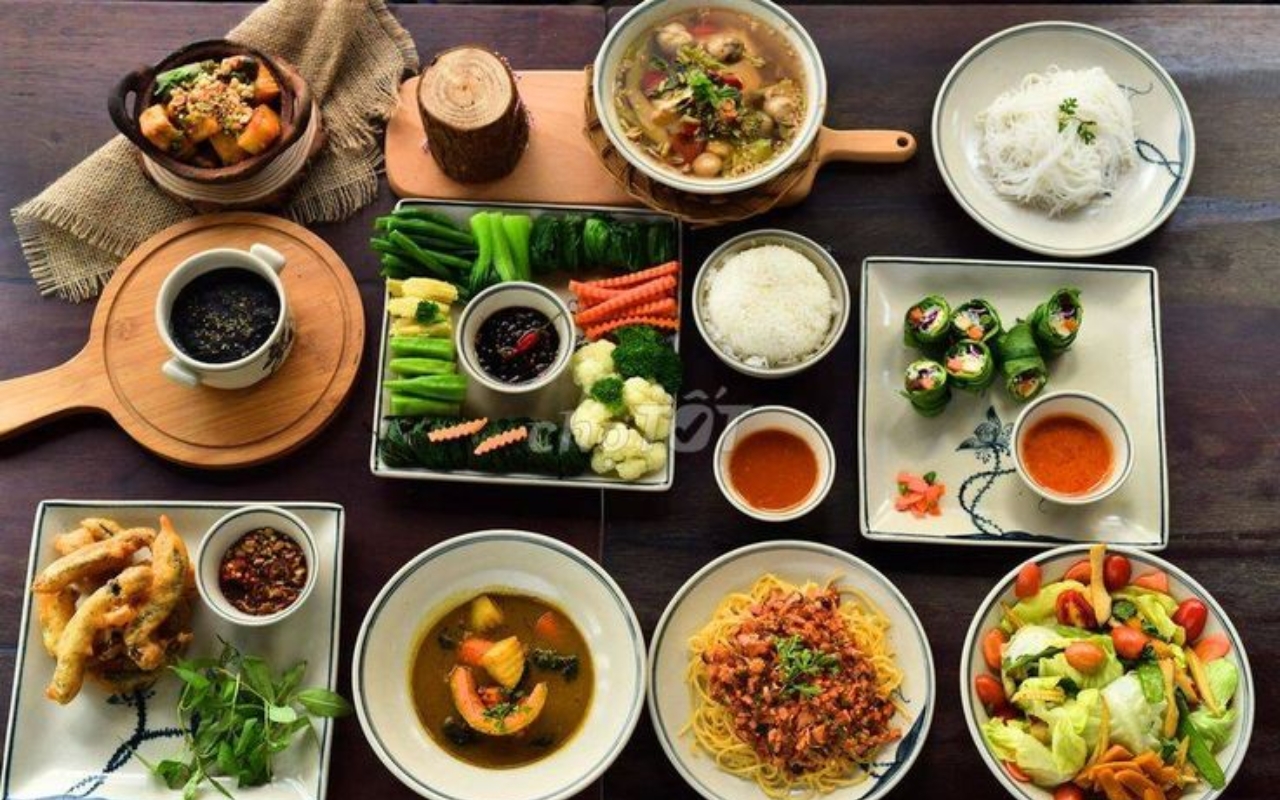 Hitler ăn chay trường: Sự Thật & Những Lời Đồn Đại