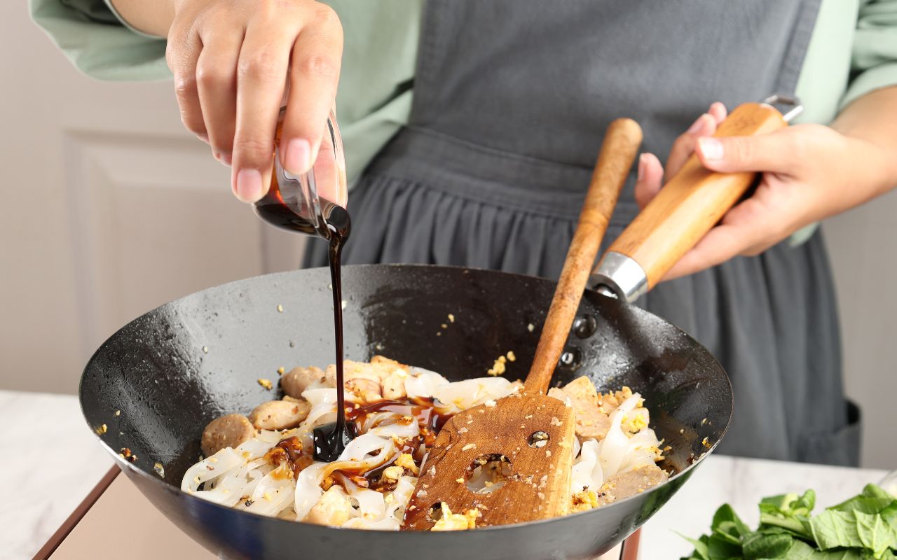 Nước Tương Chay – Gia Vị Thanh Tịnh Cho Món Chay Thêm Ngon