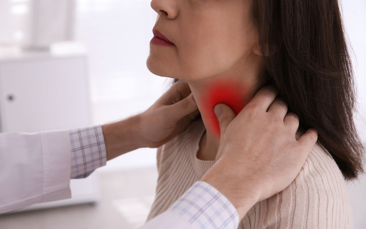 Bệnh Tuyến Giáp Làm Gì Để Hết? Hướng Dẫn Dễ Hiểu