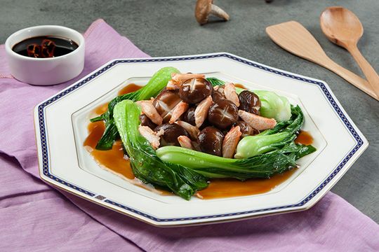 Nấm đông cô xào cải thìa – Món ngon bổ dưỡng dễ làm