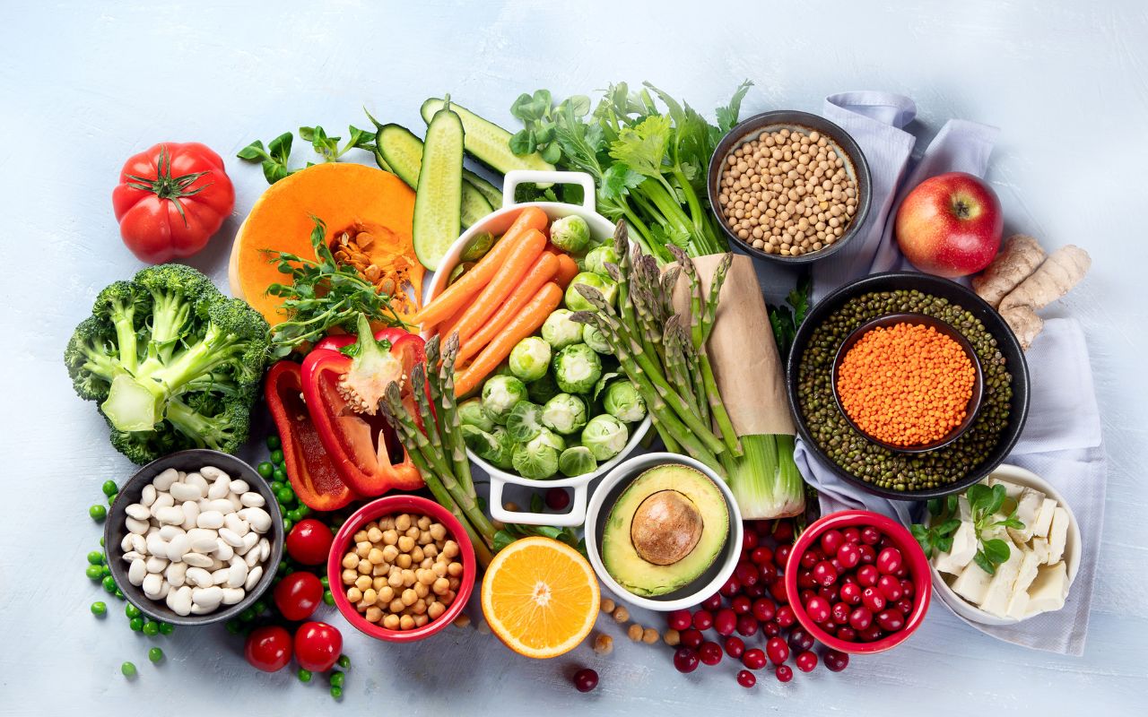 Ăn chay trường có sao không? Lợi Ích & Những Điều Cần Lưu Ý