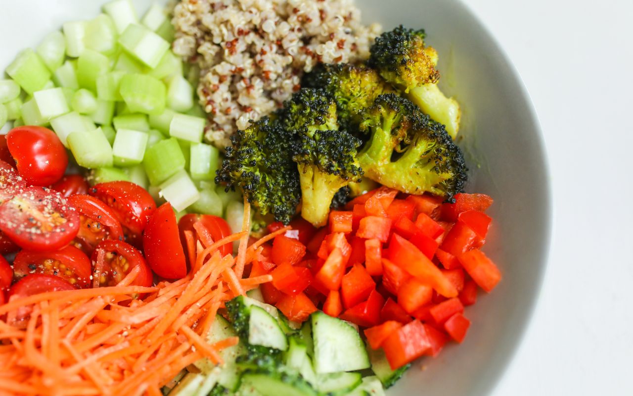 Ăn chay trường sẽ thiếu chất gì? Những vi chất quan trọng cần bổ sung